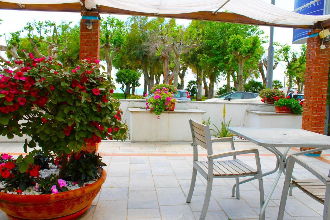 Hotel Pisacane Sapri Exterior photo